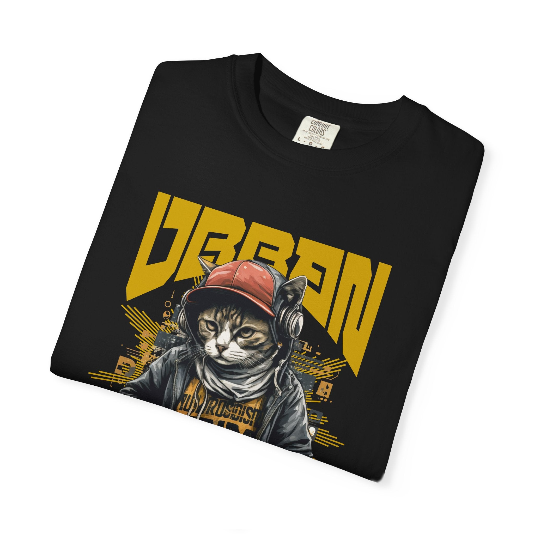 Urban Cat T-Shirt — Retro Streetwear Graphic Tee with Cool Cat Design