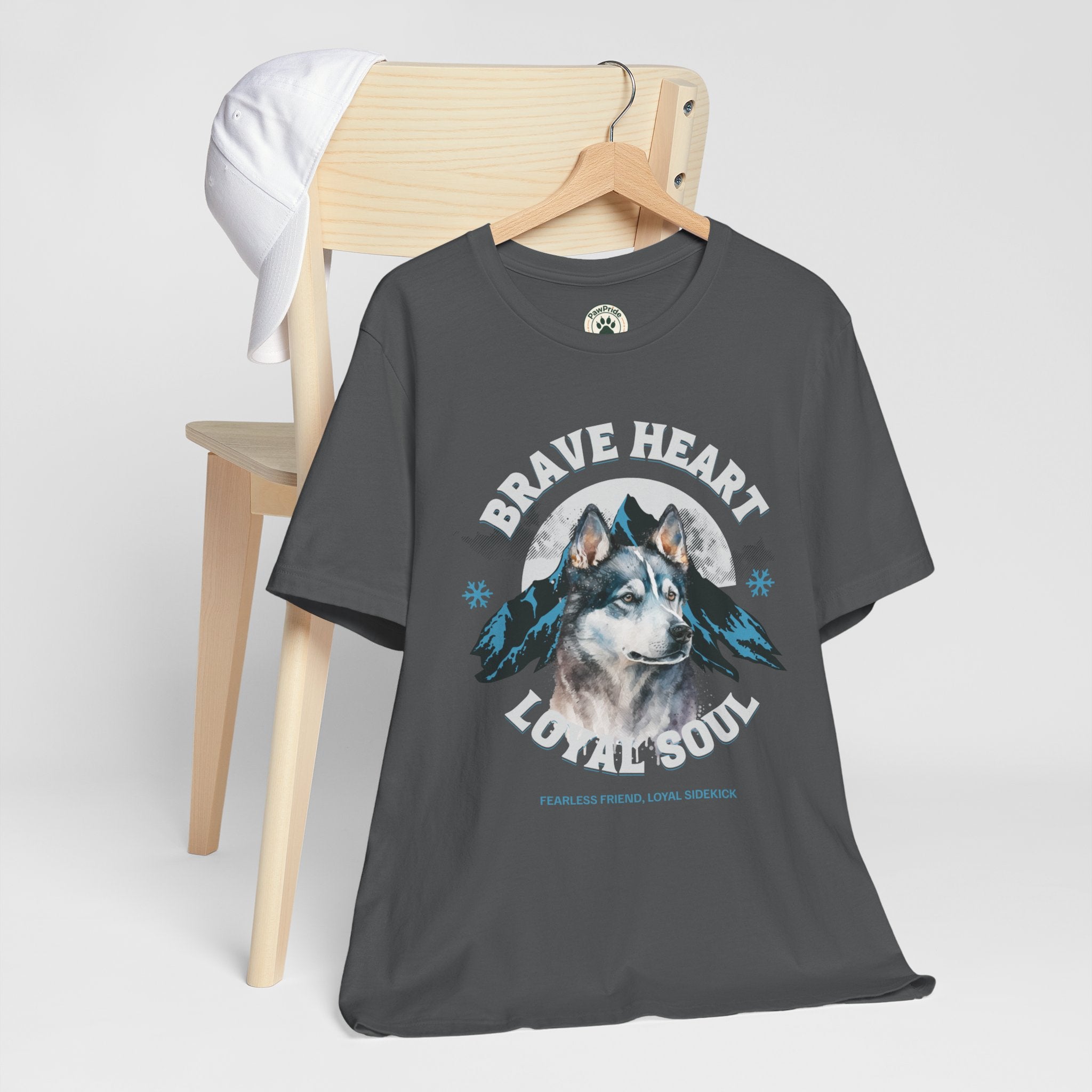 Husky T-Shirt "Brave Heart Loyal Soul" – Wildlife Mountain Graphic Tee