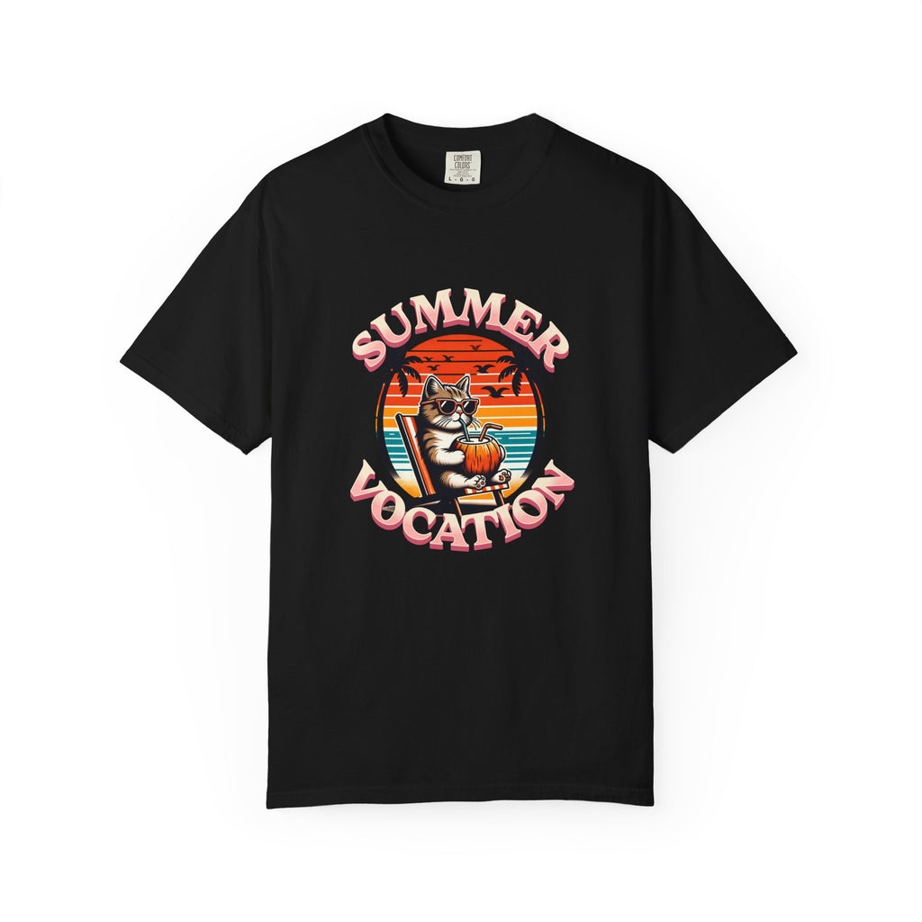 Summer Vacation T‑Shirt — Retro Cat on Beach Graphic