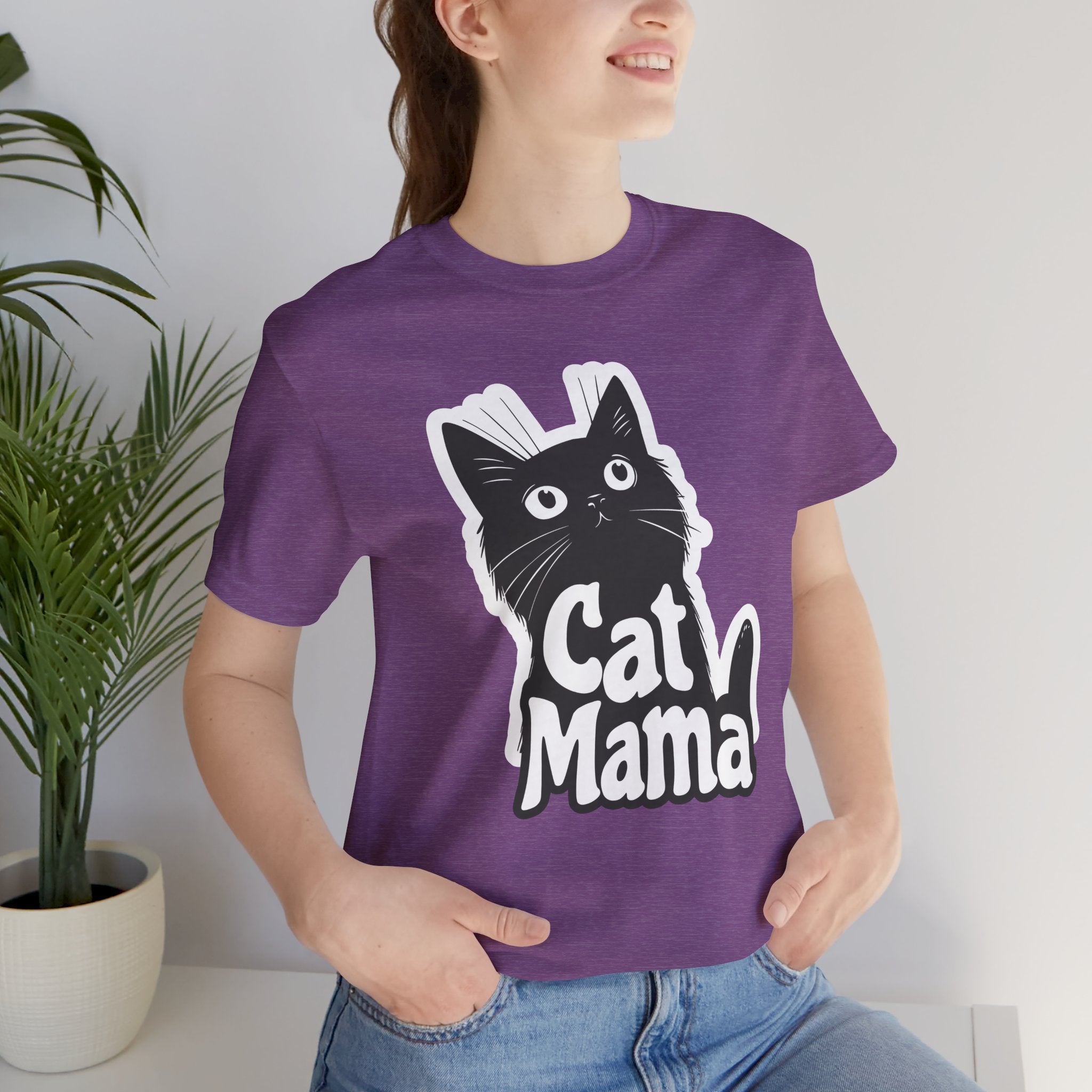 Cat Mama T-Shirt – Cute Black Cat Graphic Tee for Cat Lovers