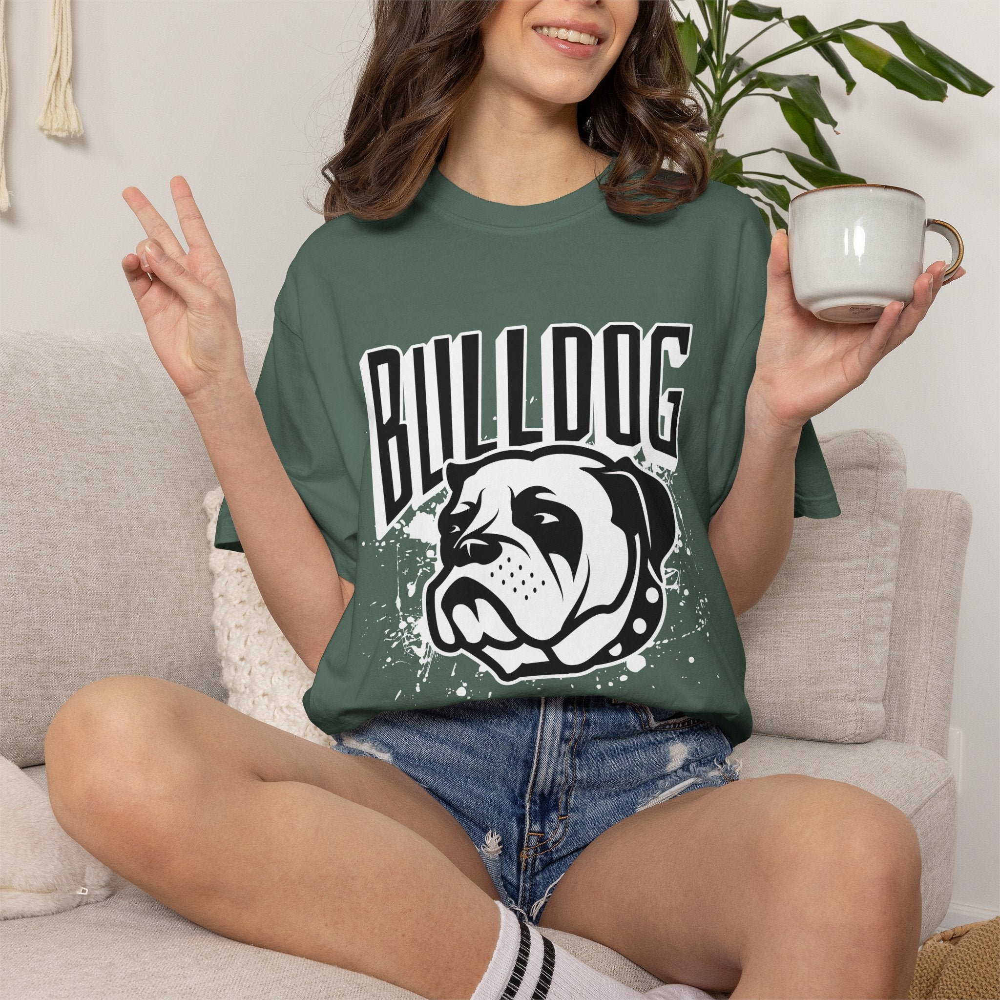Bulldog Graphic T-Shirt — Vintage Team Mascot Tee