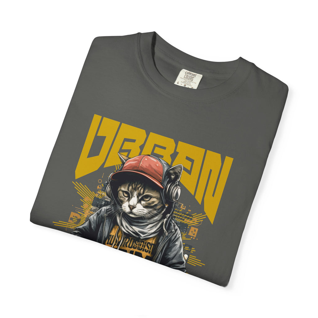 Urban Cat T-Shirt — Retro Streetwear Graphic Tee with Cool Cat Design
