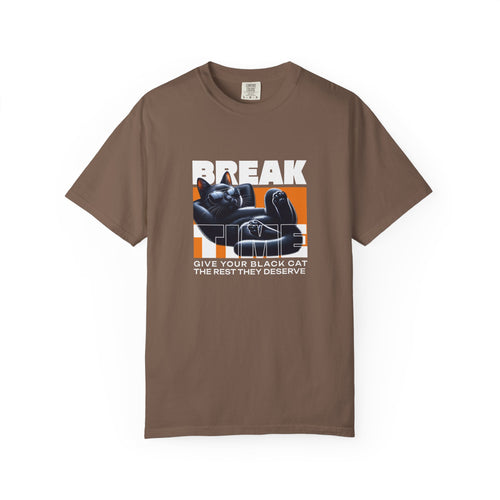 Break — Black Cat Retro Graphic T-Shirt