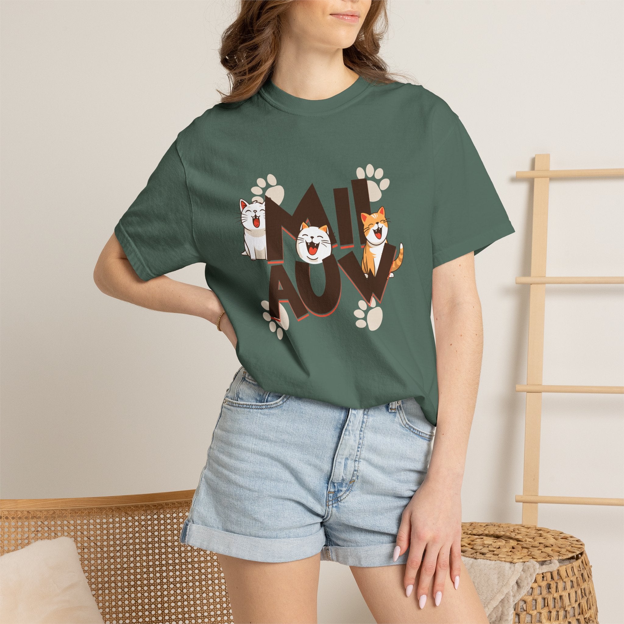 Cat Paw 'MIAOU' Graphic T-Shirt — Cute Cat Lover Tee