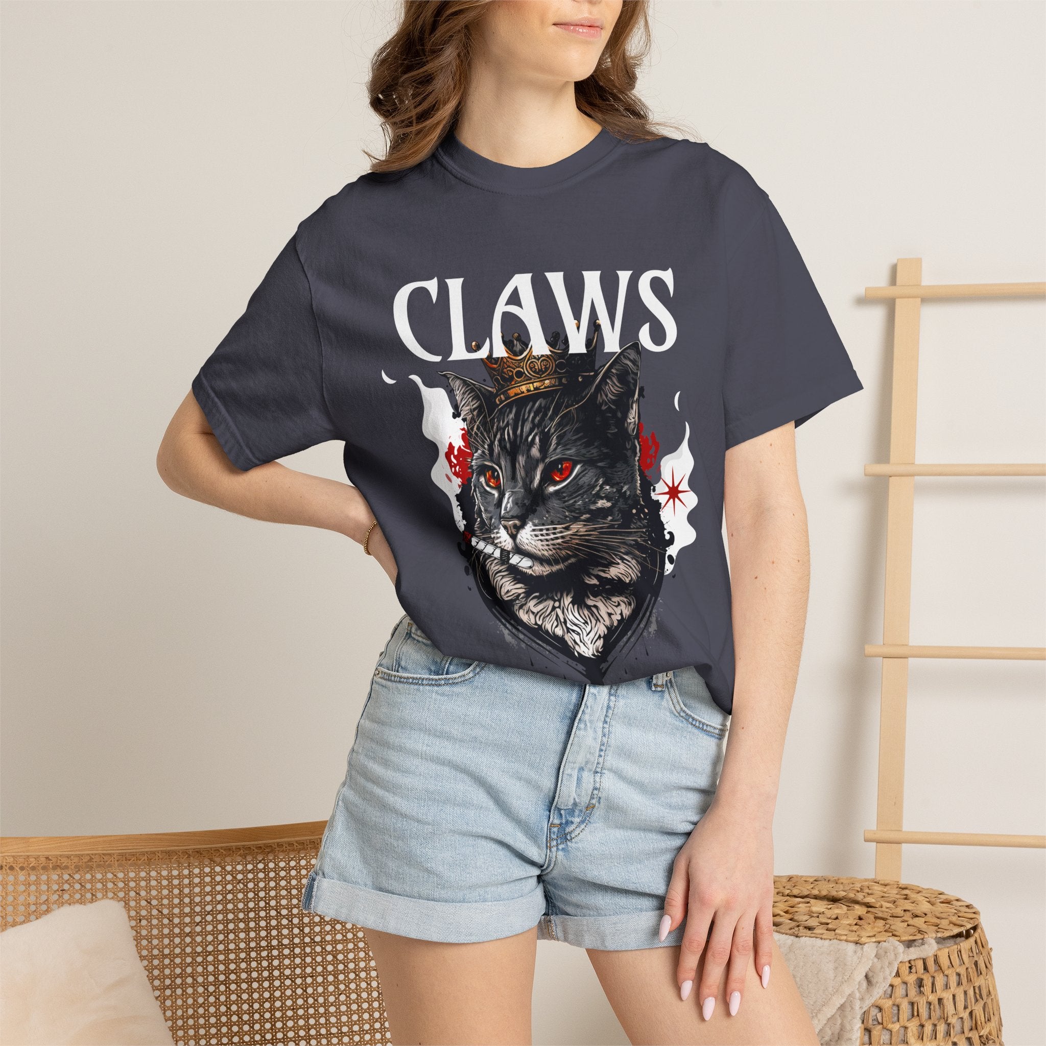 Claws Black Cat Graphic T-Shirt — Gothic Vintage Cat Tee