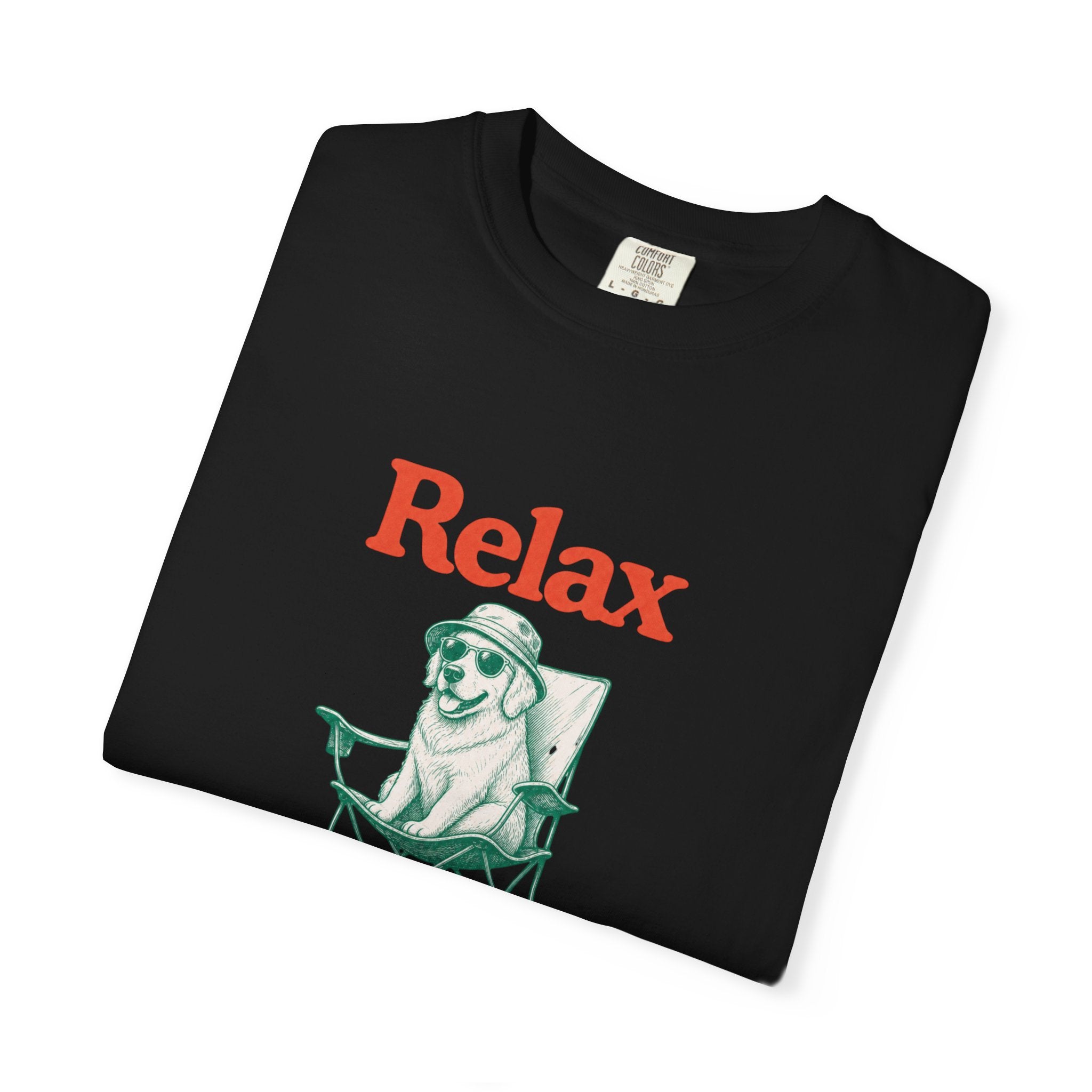 Relax T-Shirt — "Nothing Is Under Control" Vintage Chill Graphic Tee