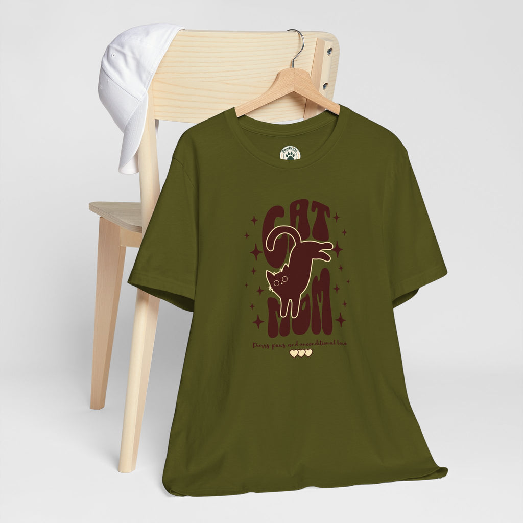 Cat Mom Retro Graphic Tee — "Cat Mom" Vintage Cat Lover T‑Shirt