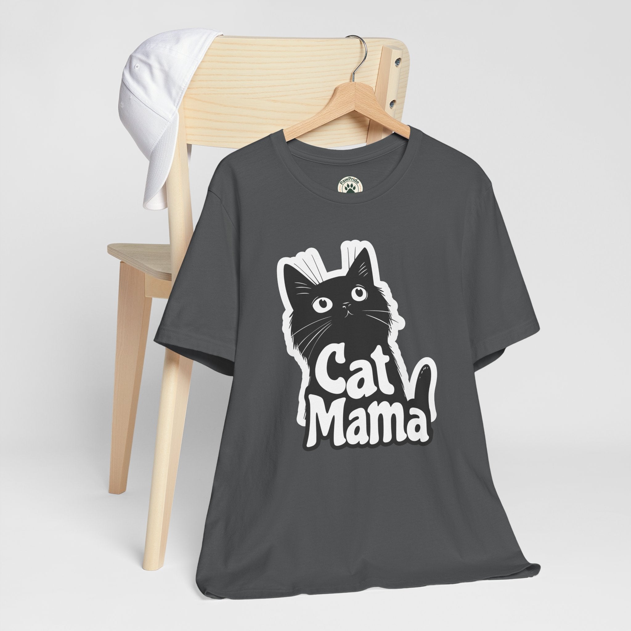 Cat Mama T-Shirt – Cute Black Cat Graphic Tee for Cat Lovers
