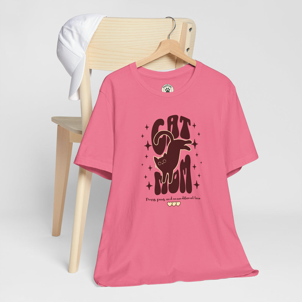 Cat Mom Retro Graphic Tee — "Cat Mom" Vintage Cat Lover T‑Shirt
