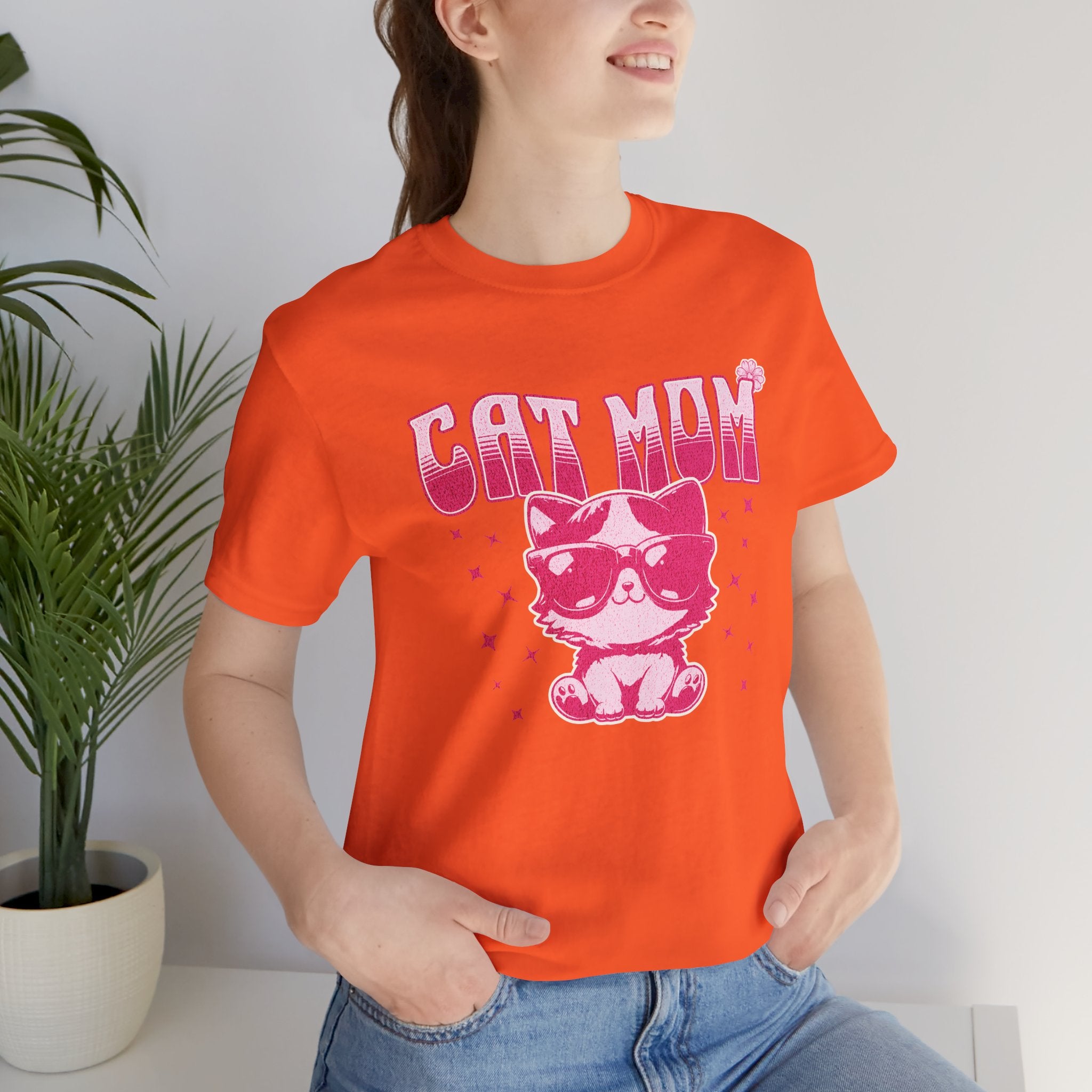 Cat Mom T-Shirt — Pink Cute Cat Graphic Tee