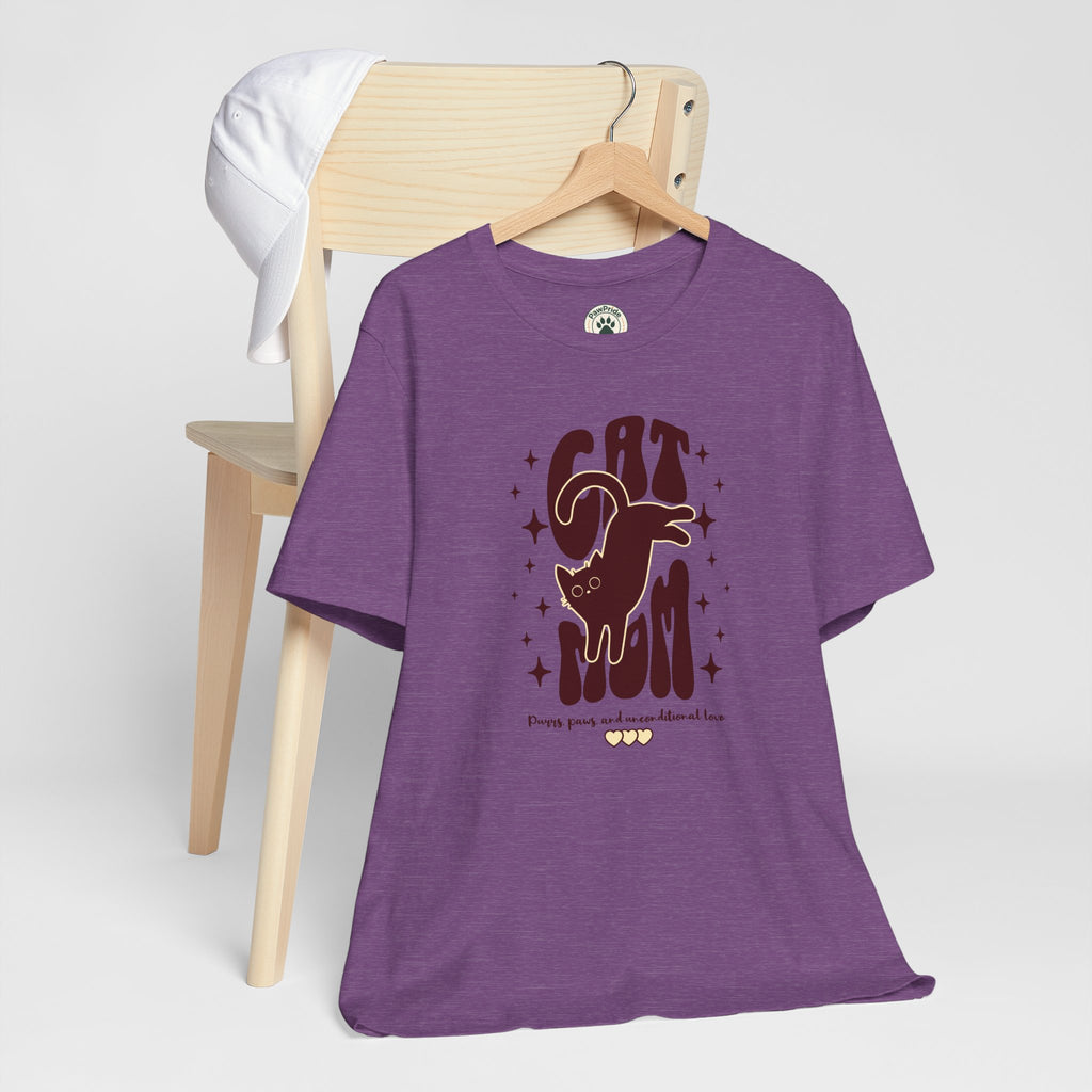 Cat Mom Retro Graphic Tee — "Cat Mom" Vintage Cat Lover T‑Shirt