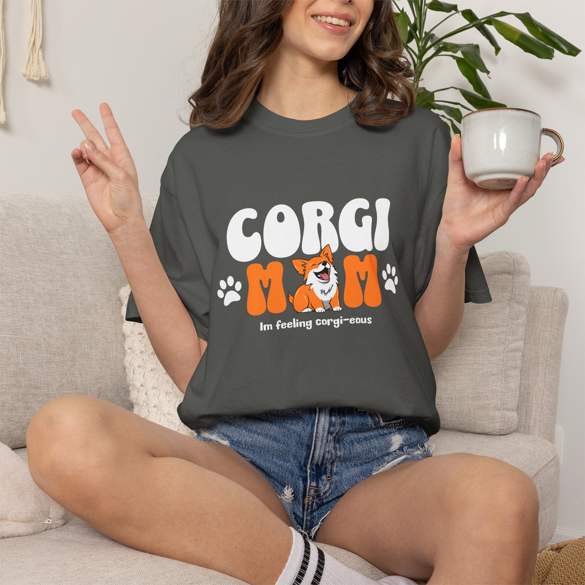 Corgi Mom T-Shirt — 'I'm feeling corg-i-ous' Cute Dog Mama Tee