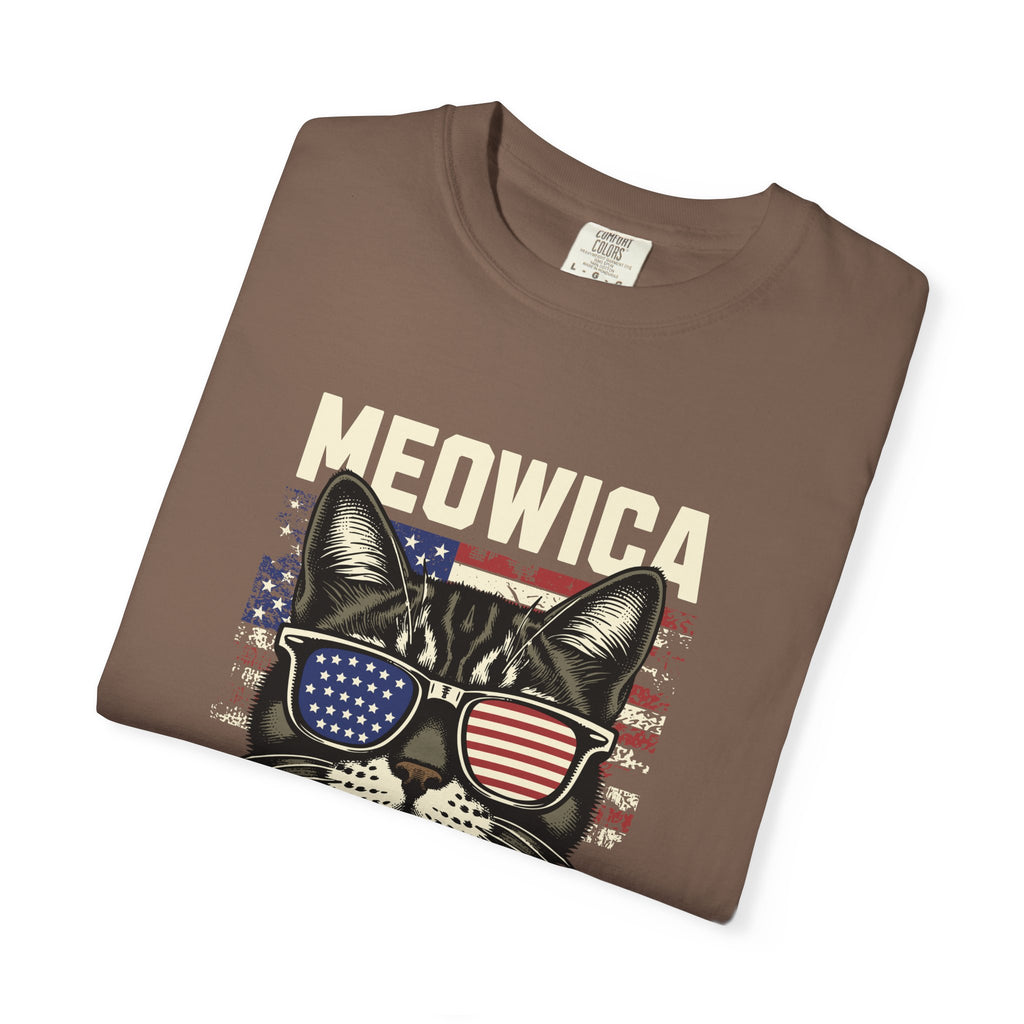 Meowica Cat T-Shirt — Patriotic American Flag Kitty Graphic Tee