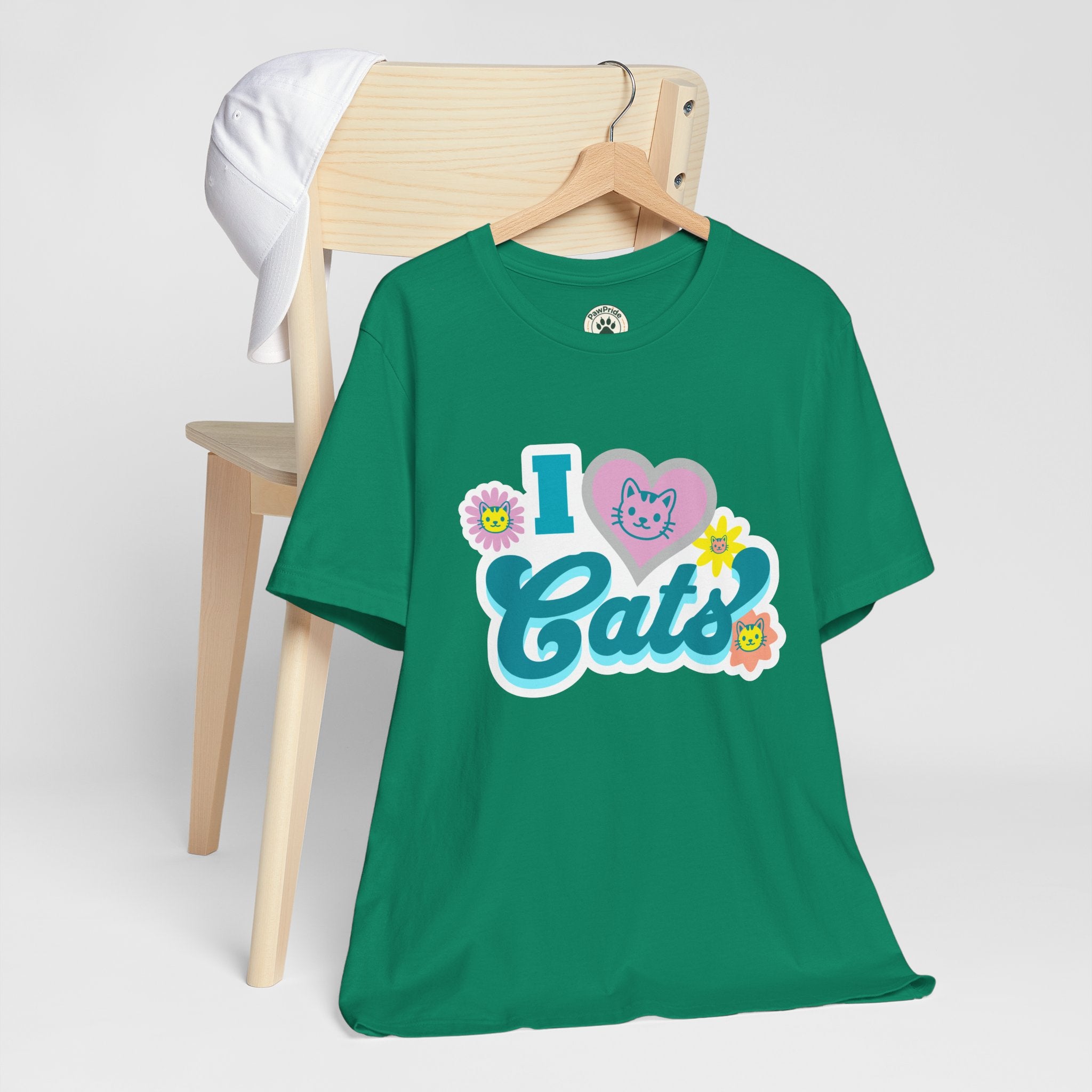 I  Cats Retro Floral Tee — Cute Cat Lover Graphic T-Shirt