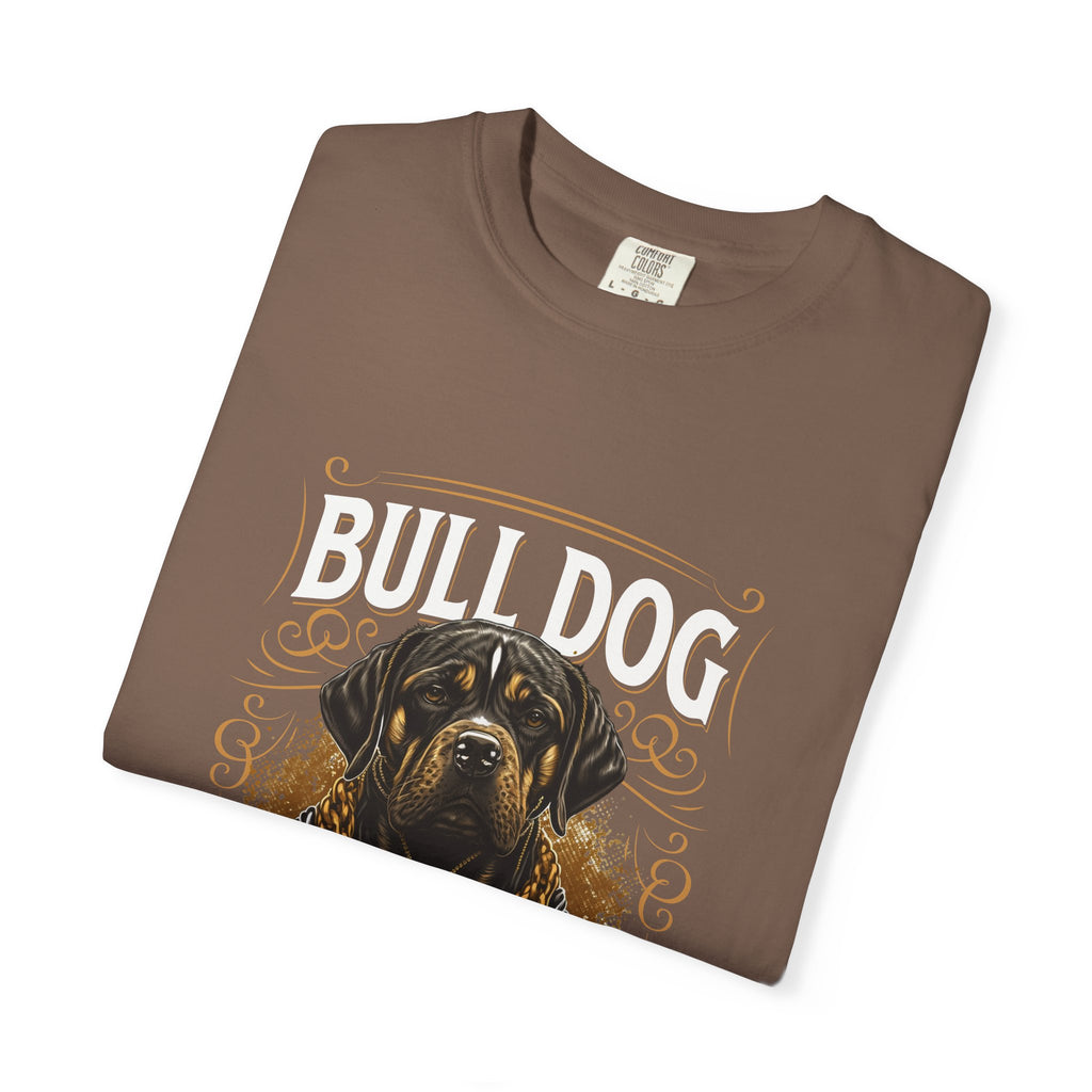 Bulldog Graphic Tee — Vintage Rottweiler Portrait with Gold Chains