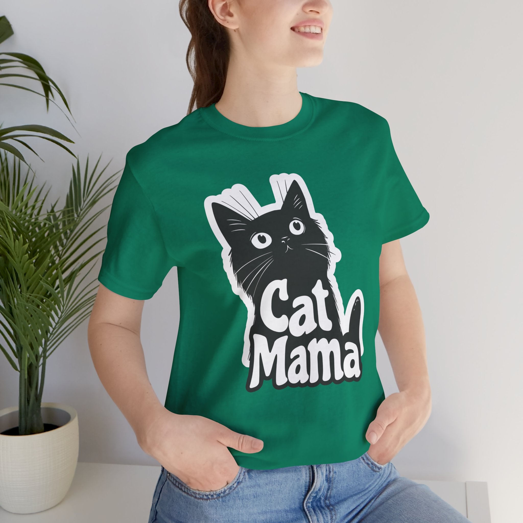 Cat Mama T-Shirt – Cute Black Cat Graphic Tee for Cat Lovers