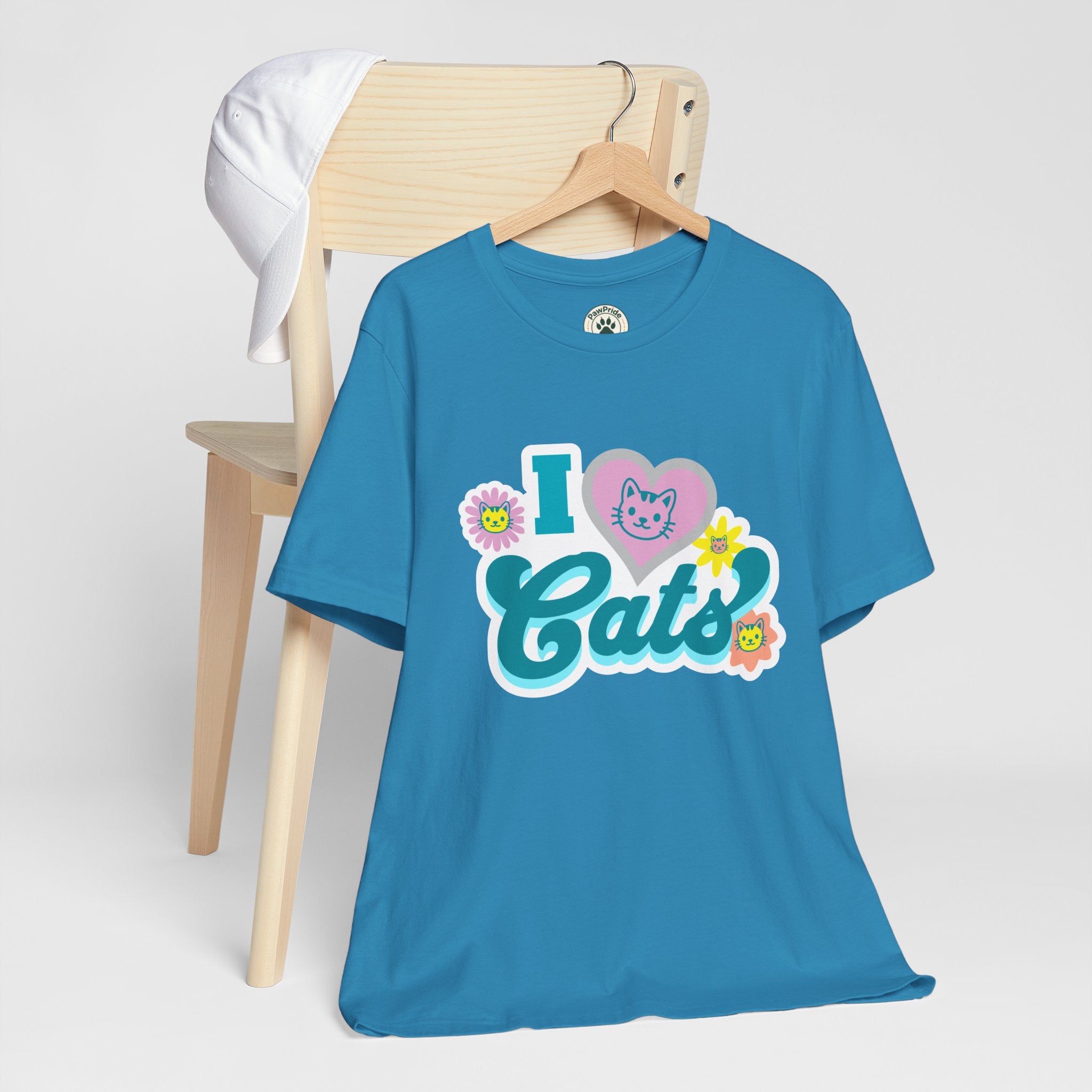 I  Cats Retro Floral Tee — Cute Cat Lover Graphic T-Shirt