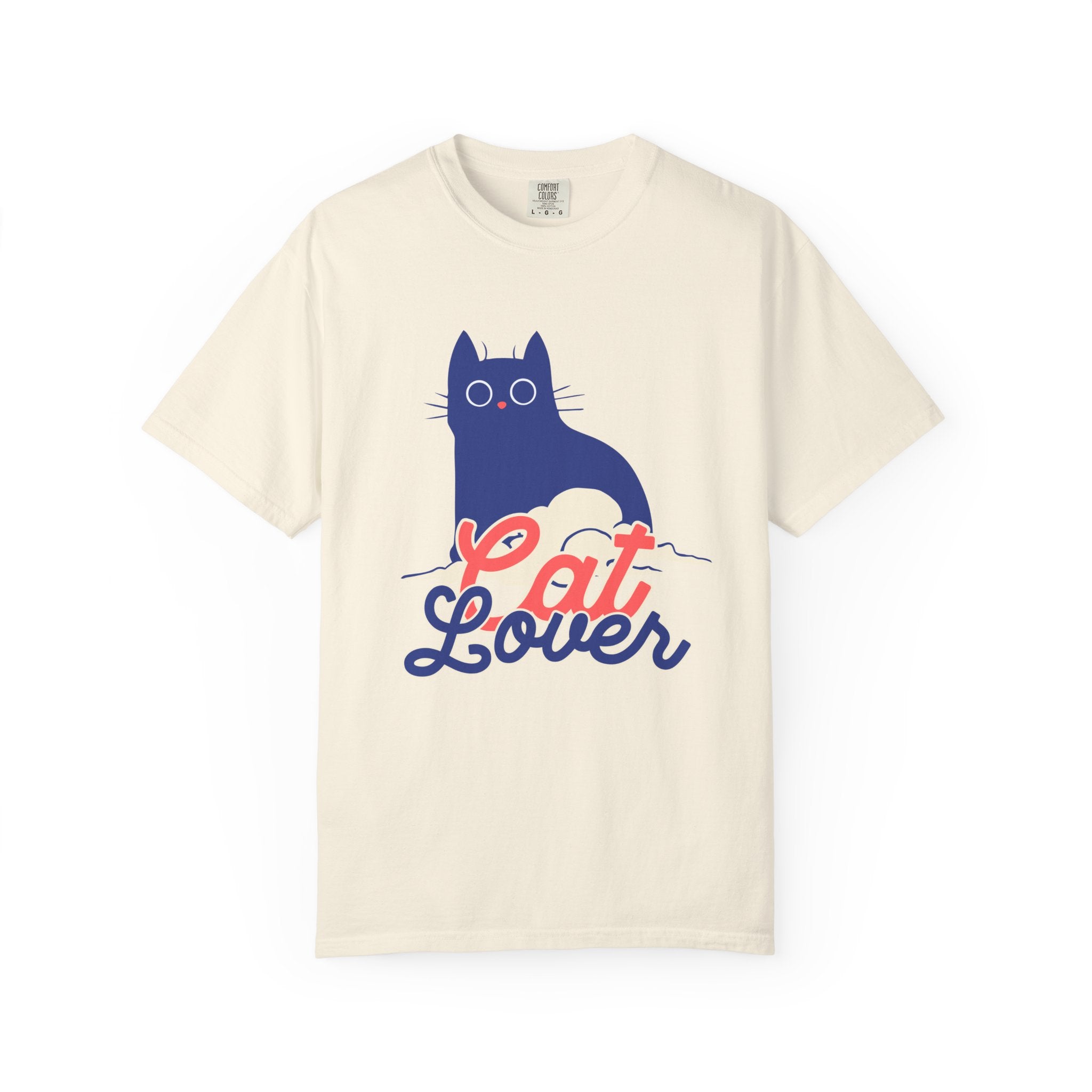 Cat Lover T-Shirt — Cute Retro Cat Graphic Tee
