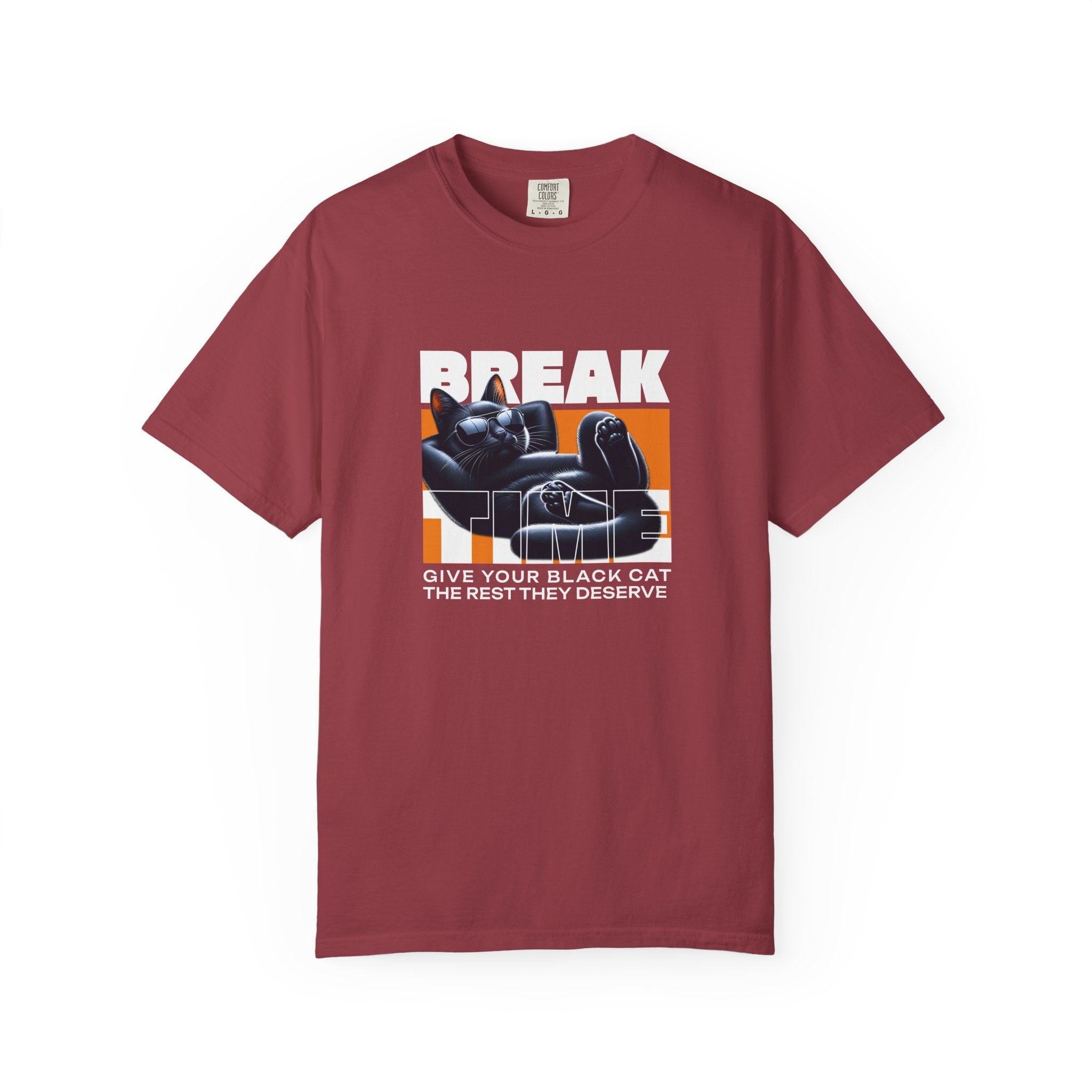Break — Black Cat Retro Graphic T-Shirt