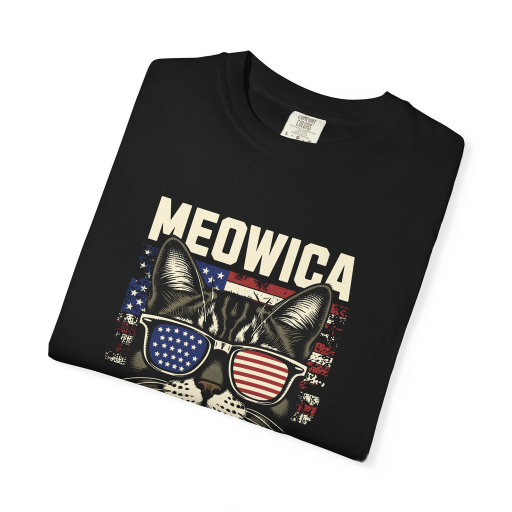 Meowica Cat T-Shirt — Patriotic American Flag Kitty Graphic Tee