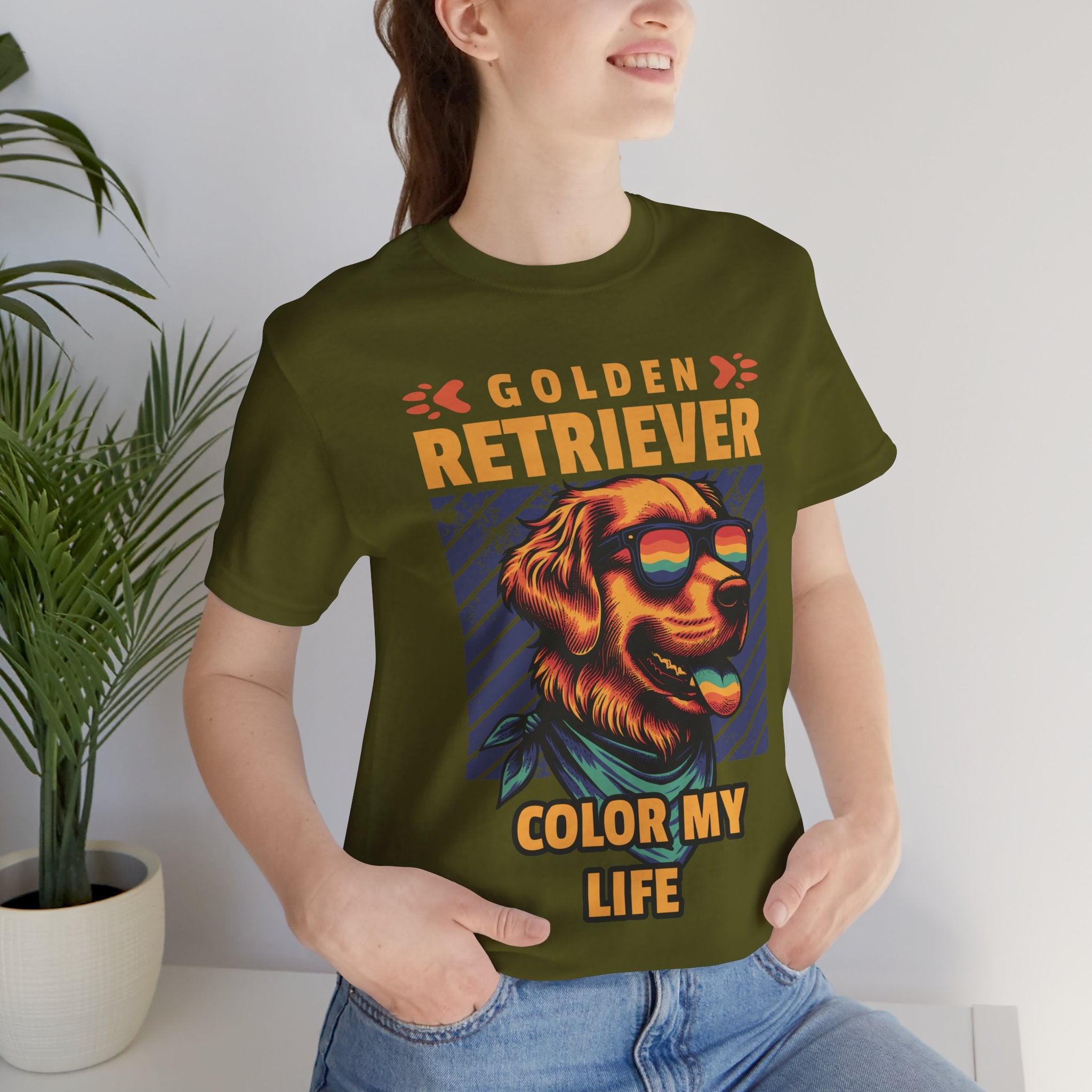 Golden Retriever T‑Shirt — 'Color My Life' Retro Dog Graphic Tee