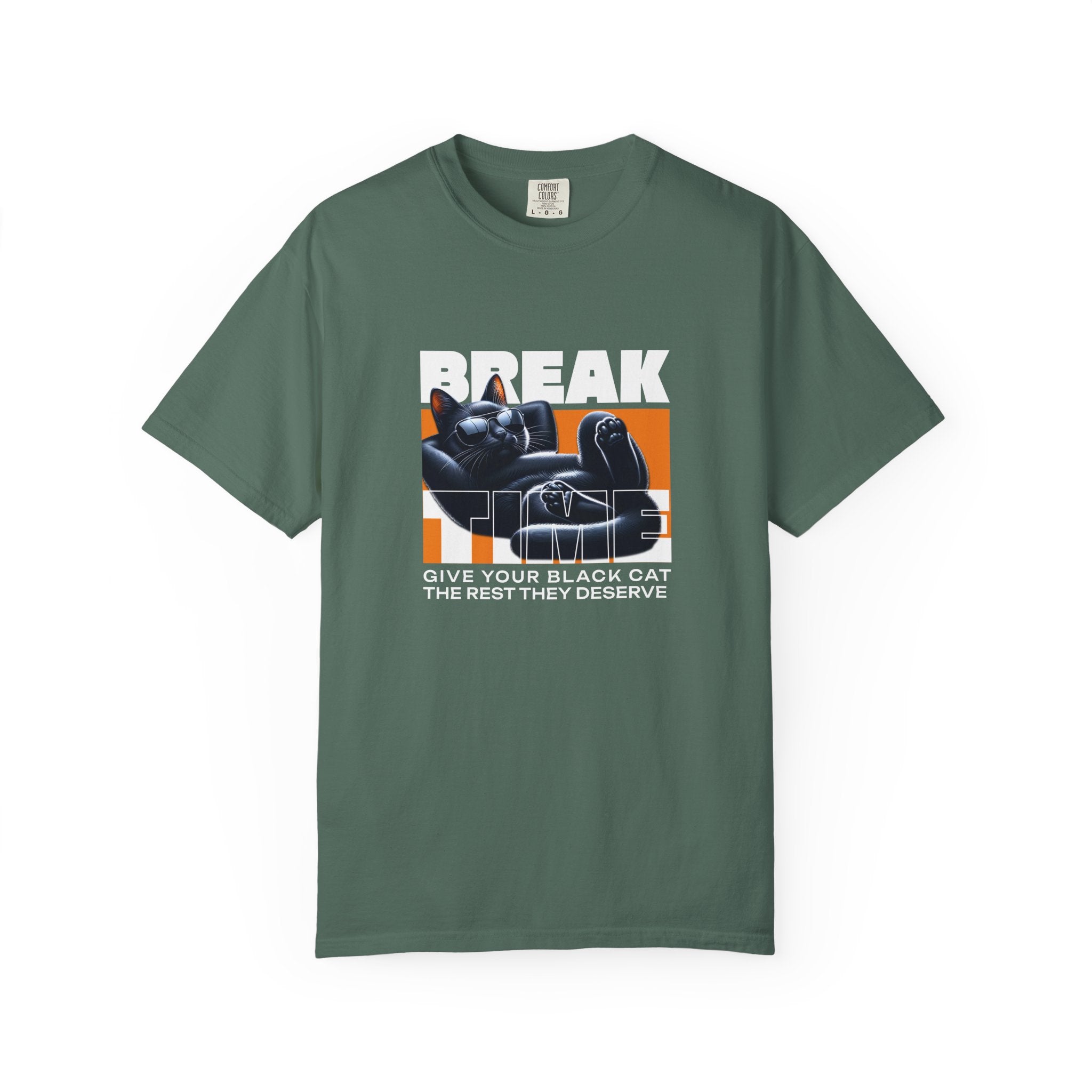 Break — Black Cat Retro Graphic T-Shirt