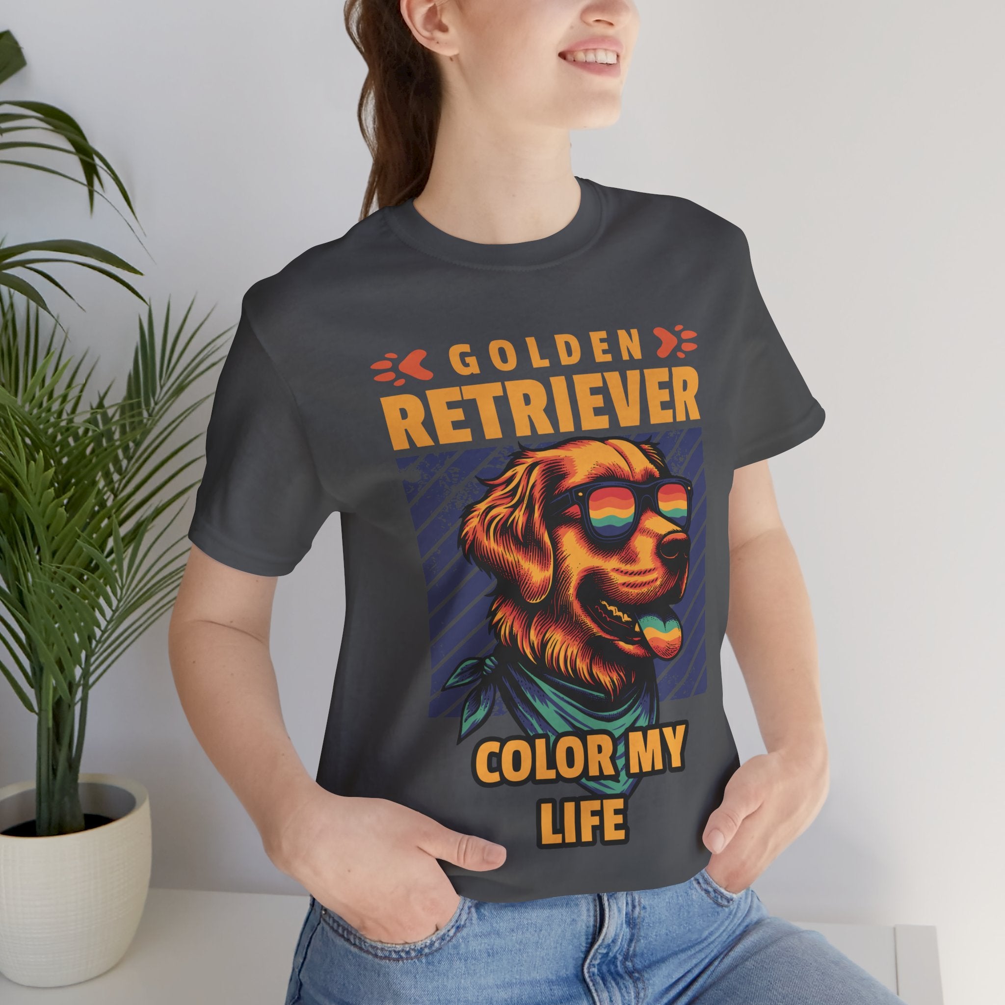 Golden Retriever T‑Shirt — 'Color My Life' Retro Dog Graphic Tee