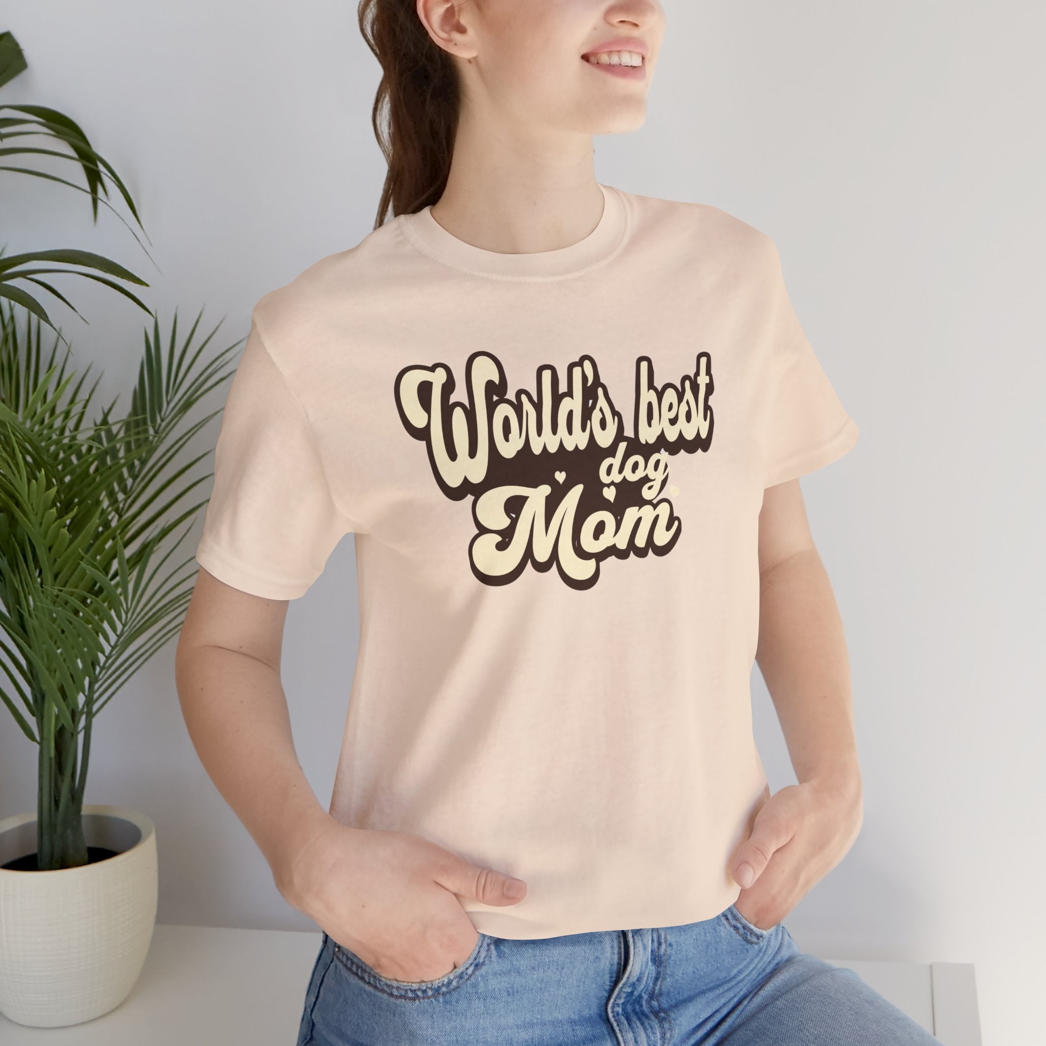World's Best Dog Mom T-Shirt — Retro Script Pet Mom Tee