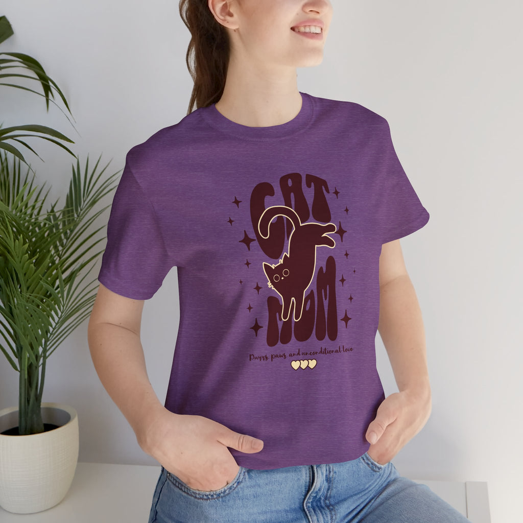 Cat Mom Retro Graphic Tee — "Cat Mom" Vintage Cat Lover T‑Shirt
