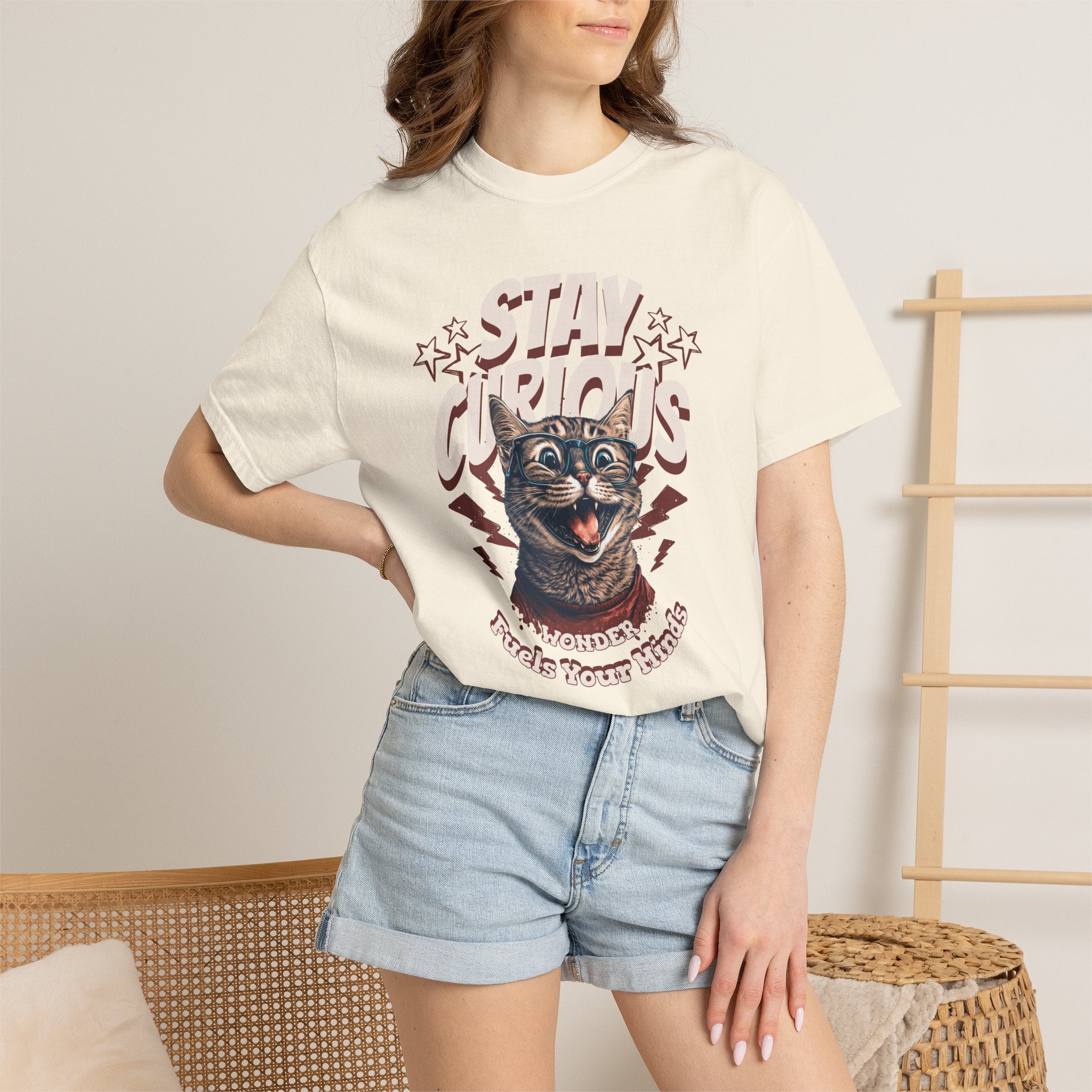Stay Curious Cat T-Shirt — Vintage Retro Cat Graphic Tee