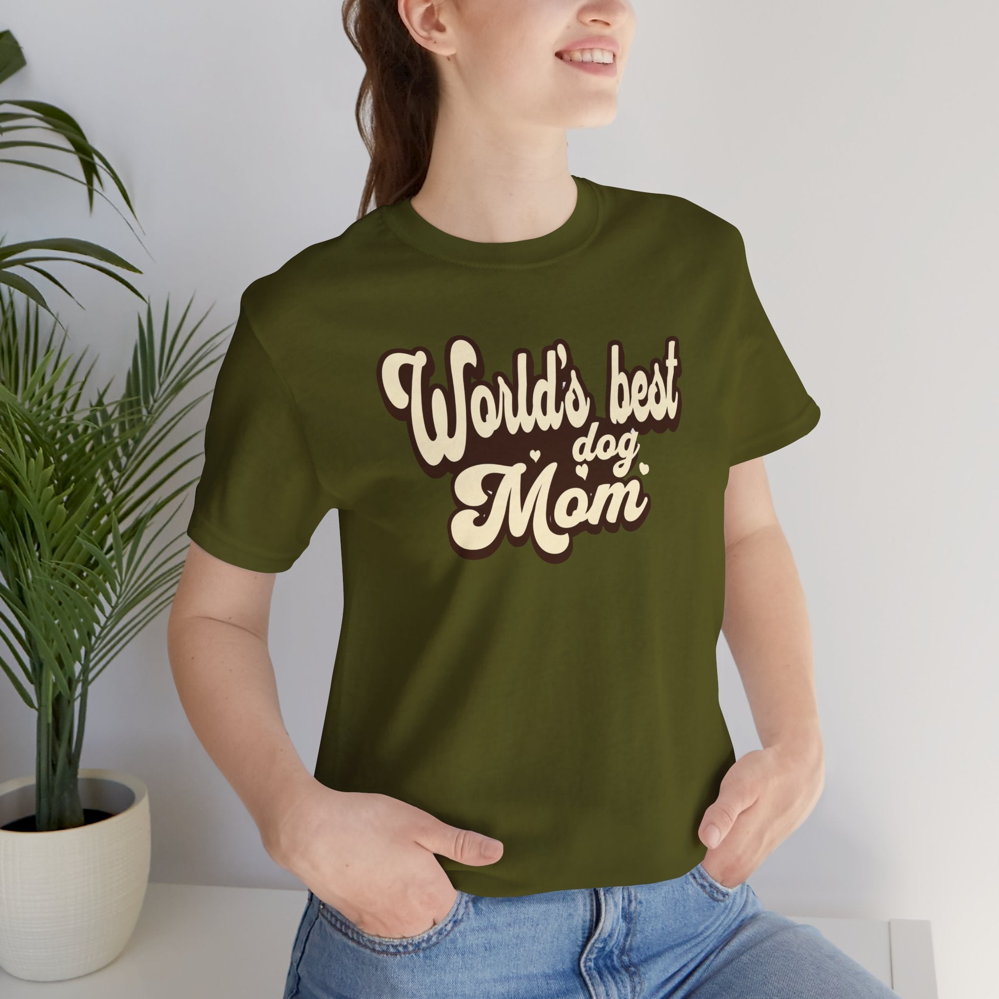 World's Best Dog Mom T-Shirt — Retro Script Pet Mom Tee