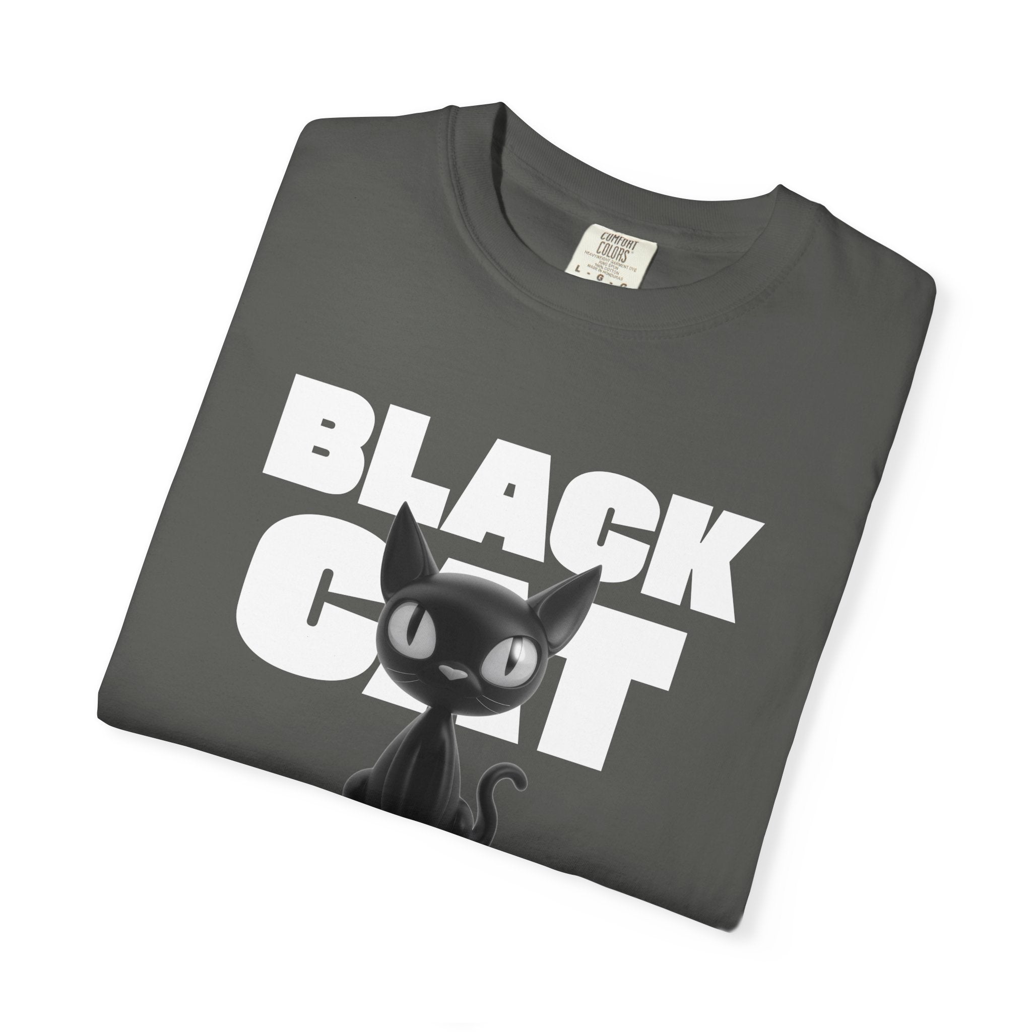 Black Cat Graphic T-Shirt — Cute Spooky Halloween Tee