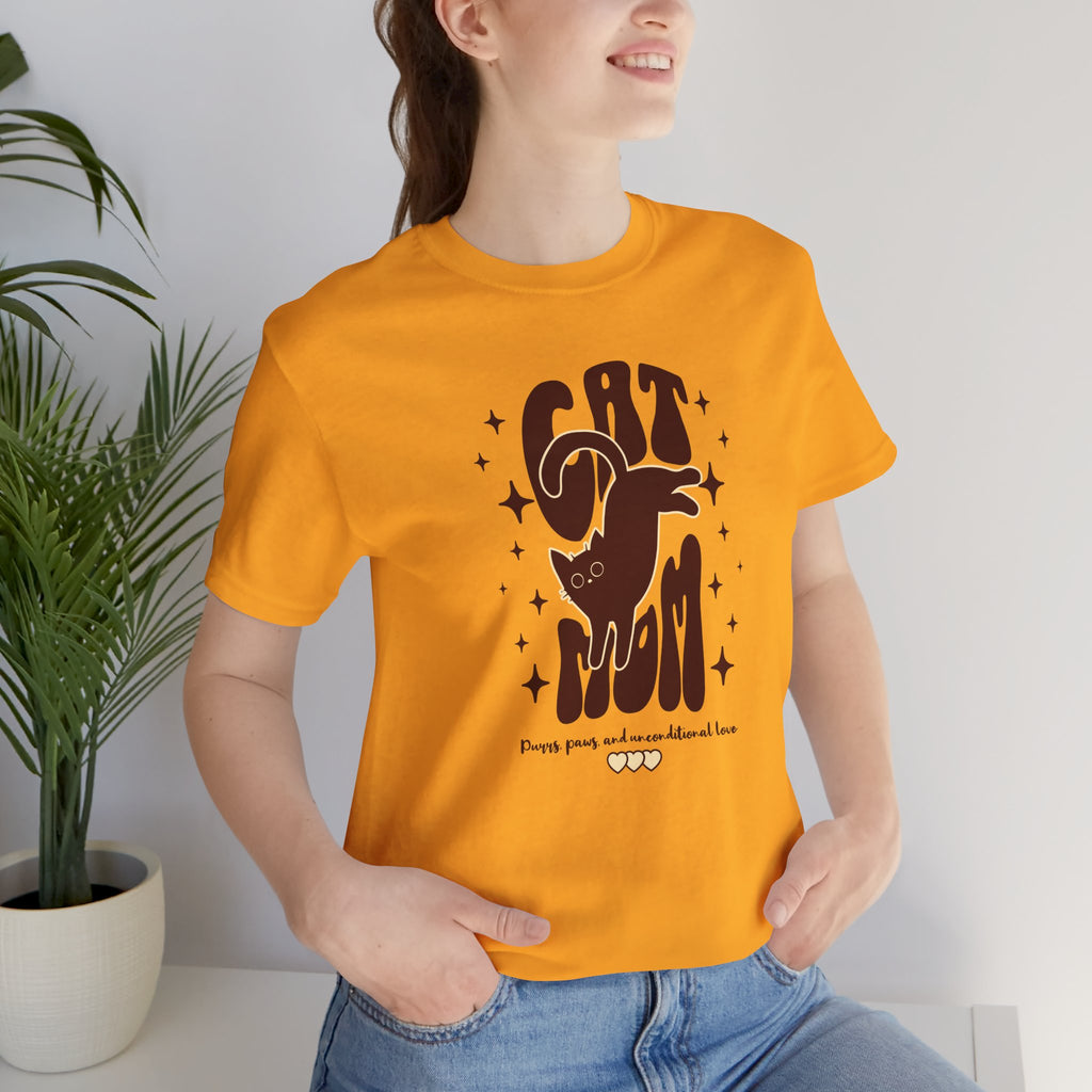 Cat Mom Retro Graphic Tee — "Cat Mom" Vintage Cat Lover T‑Shirt