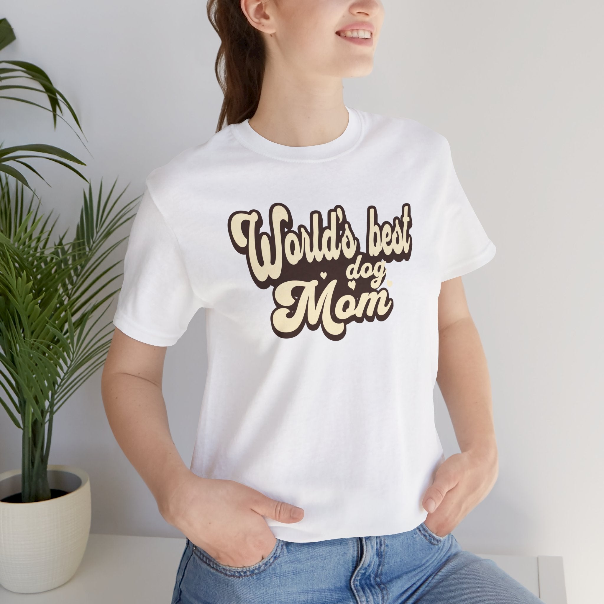 World's Best Dog Mom T-Shirt — Retro Script Pet Mom Tee