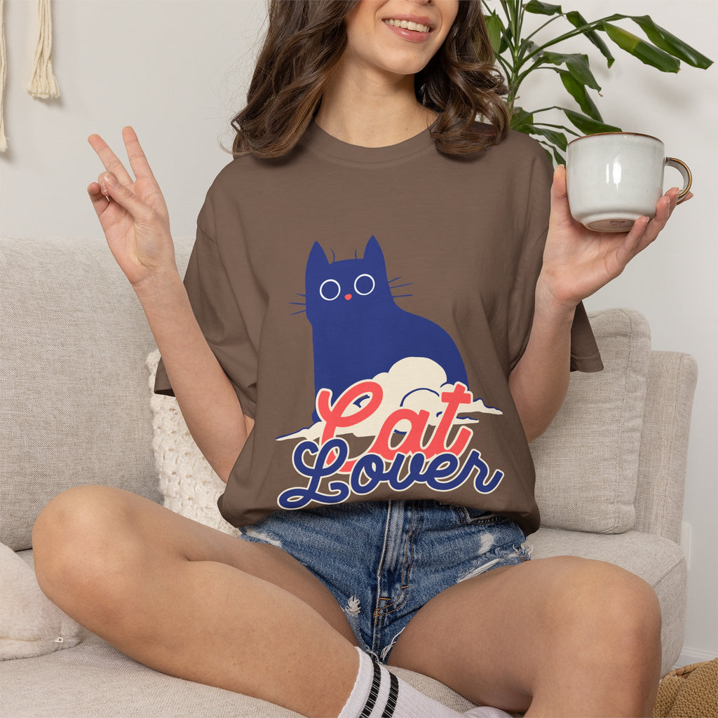 Cat Lover T-Shirt — Cute Retro Cat Graphic Tee