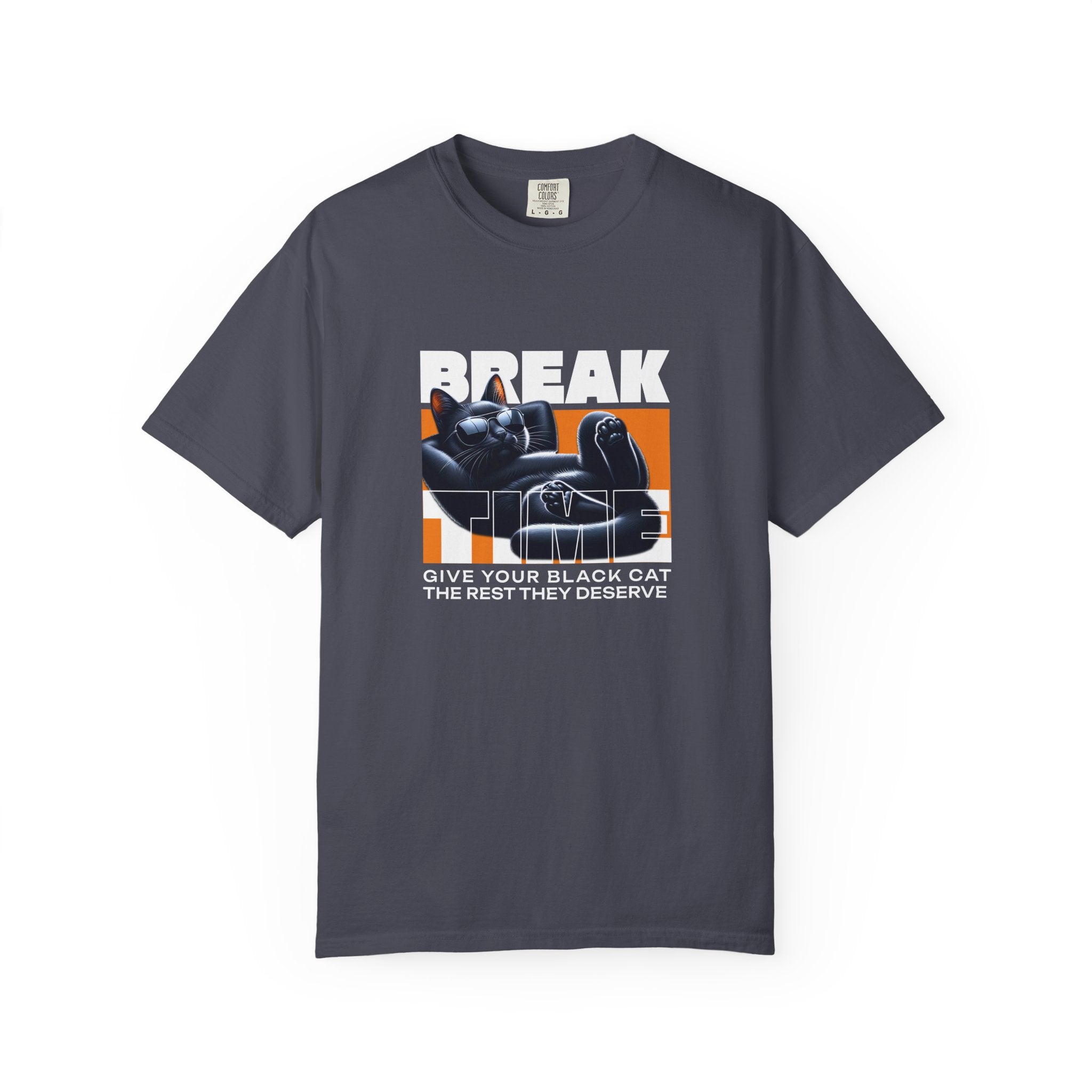 Break — Black Cat Retro Graphic T-Shirt