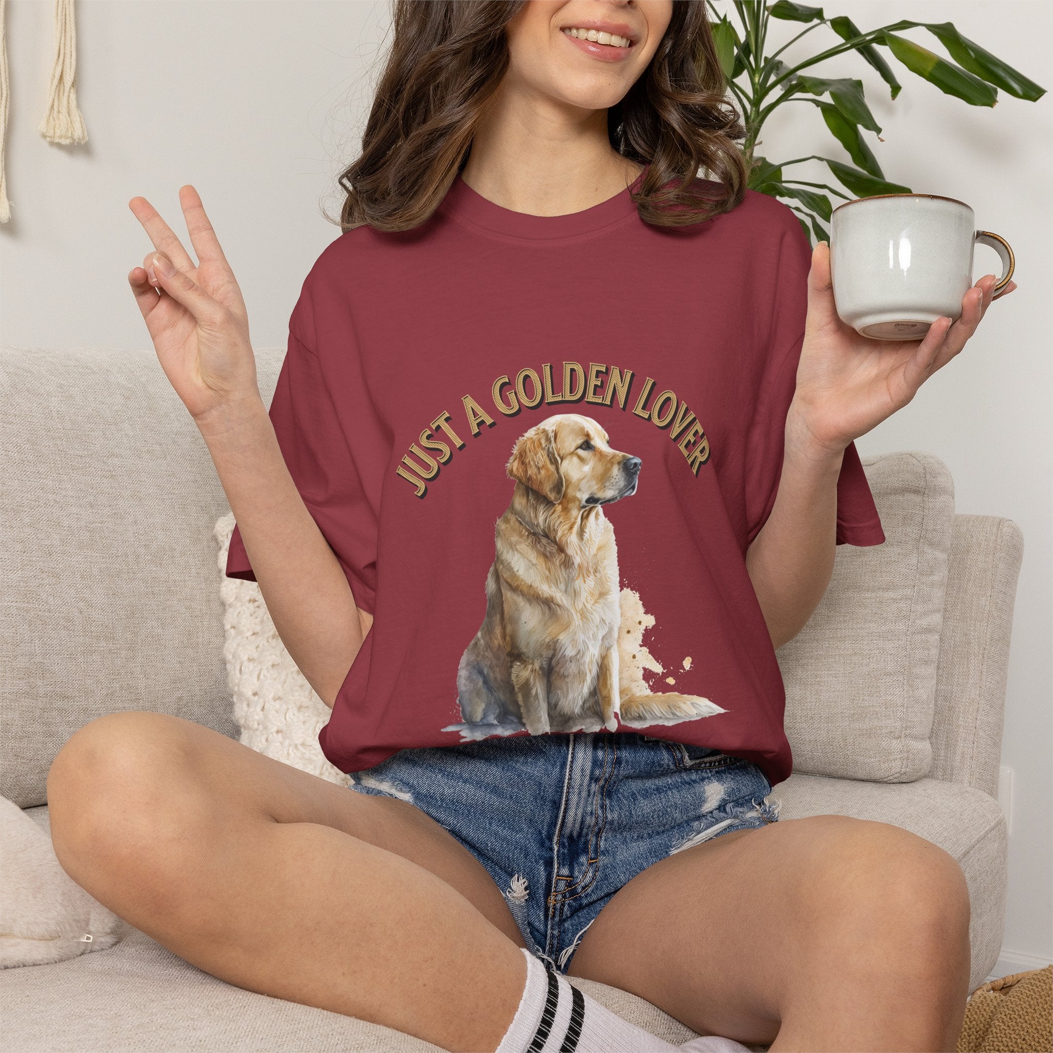 Just a Golden Lover T‑Shirt – Golden Retriever Dog Tee