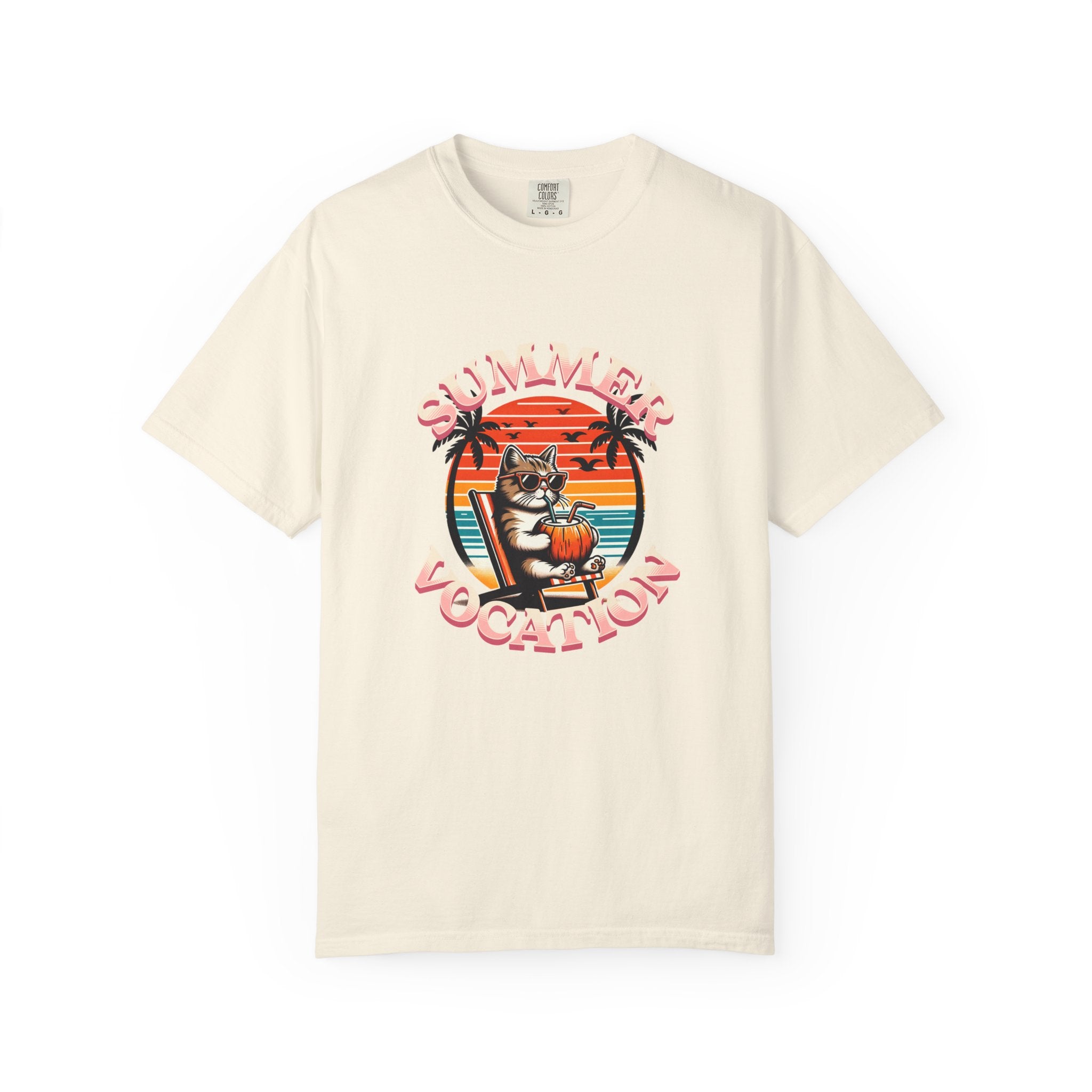 Summer Vacation T‑Shirt — Retro Cat on Beach Graphic